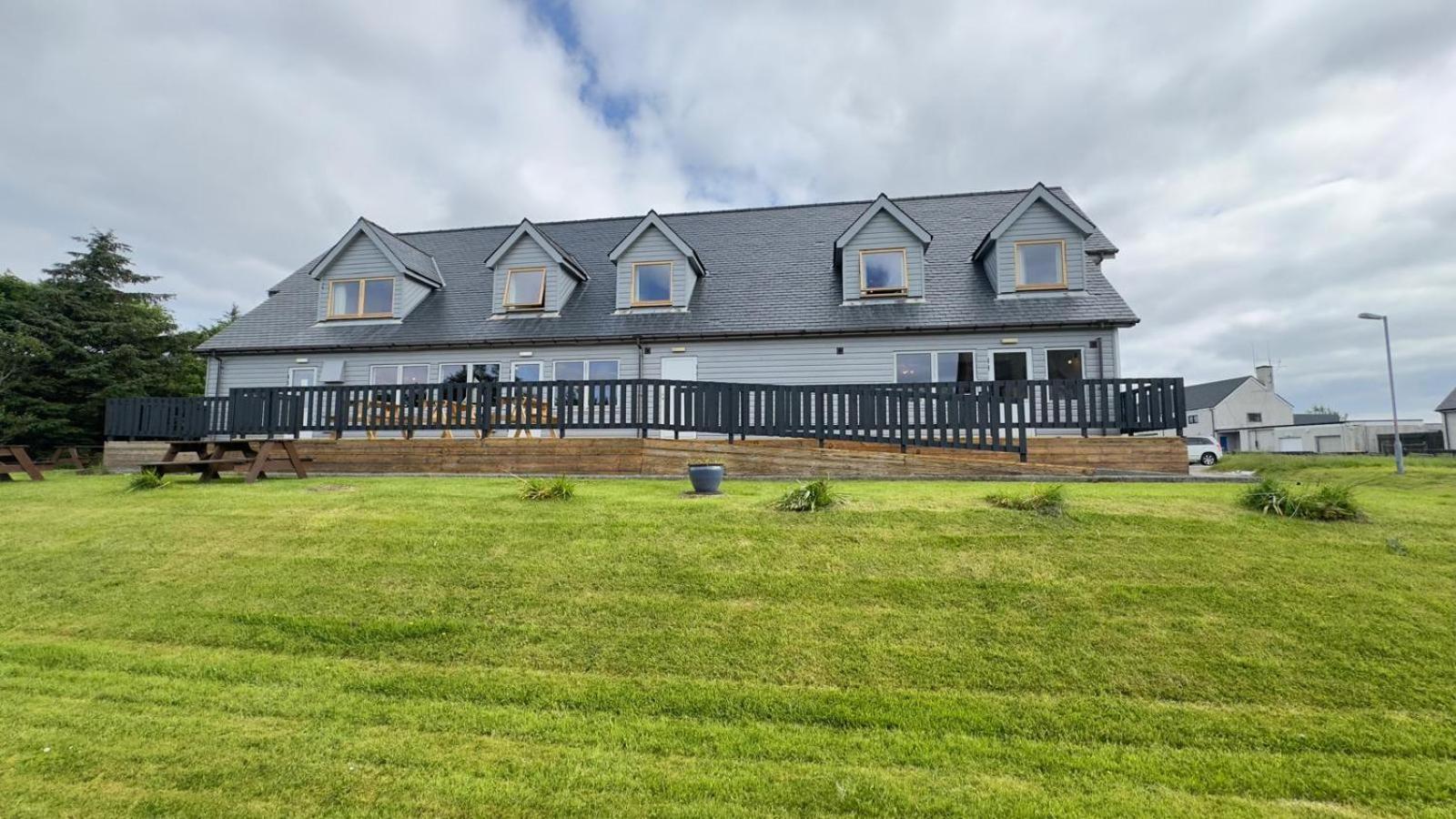 Hamersay Hotel Lochmaddy Eksteriør billede